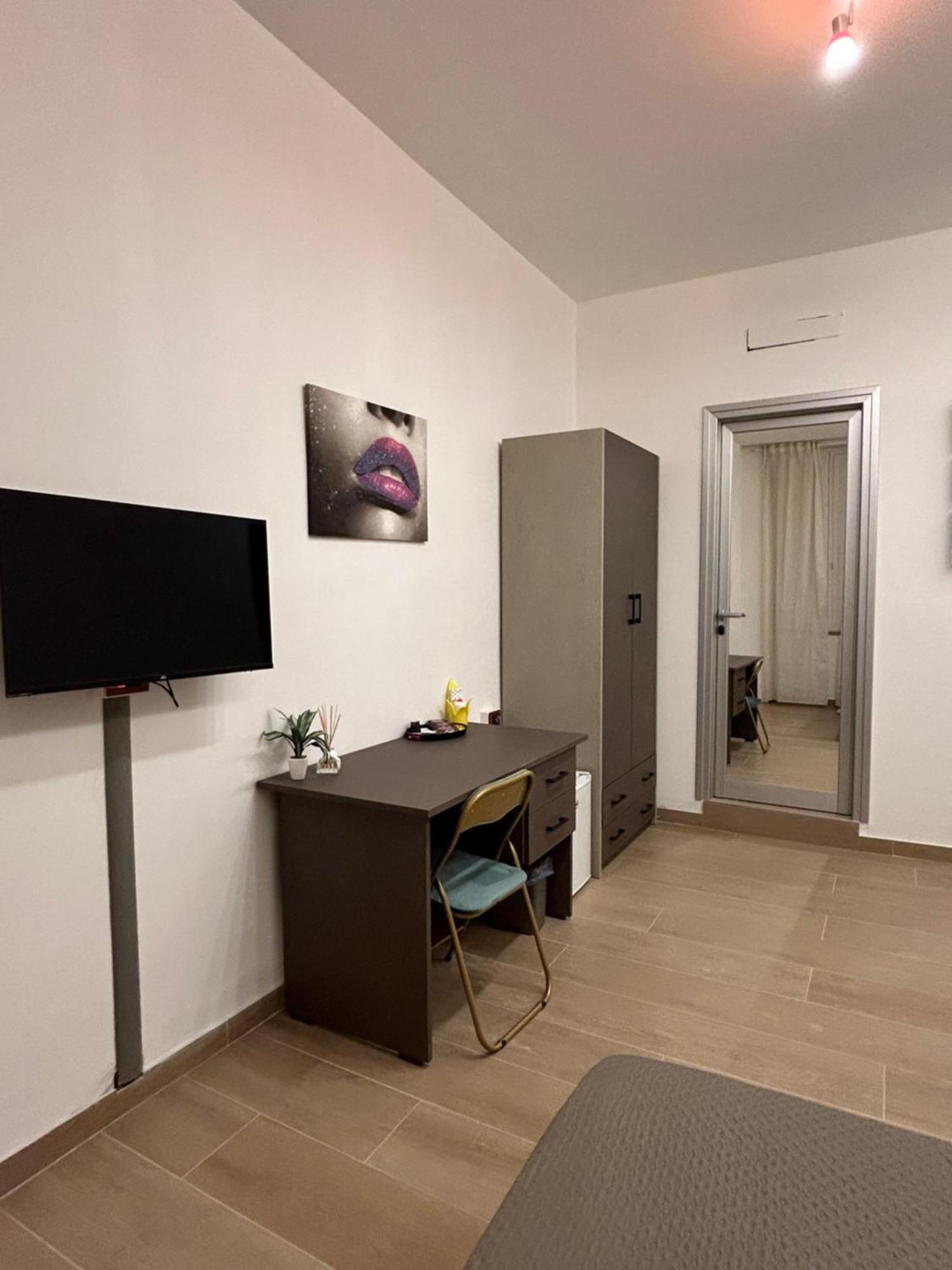 나폴리 Binario 14 Piazza Garibaldi B&B 외부 사진